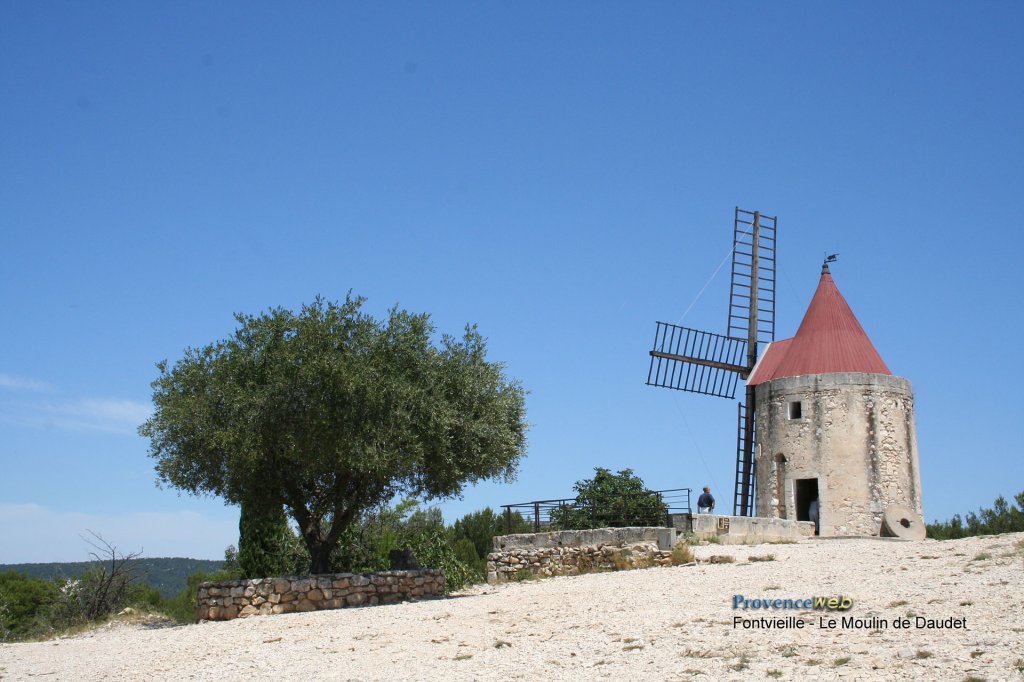 Fonvieille et son moulin.