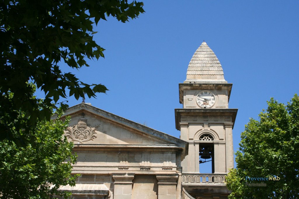 Clocher &agrave; Fontvieille.