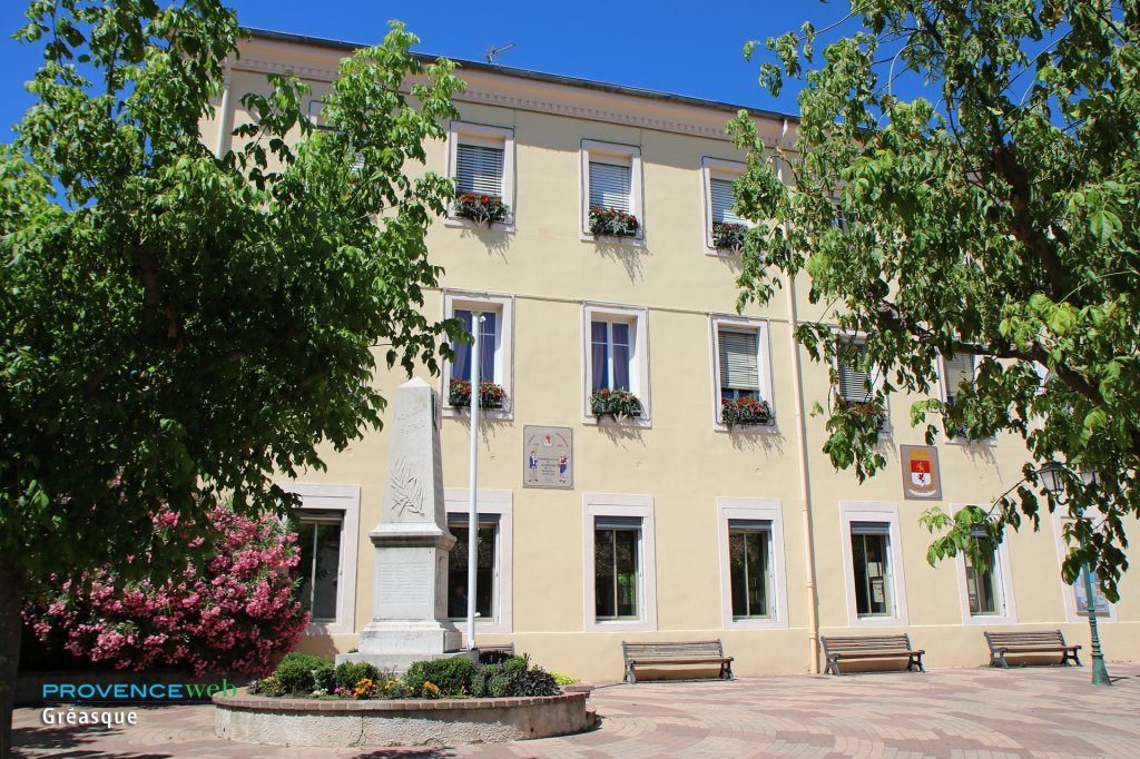 Mairie de Gr&eacute;asque.