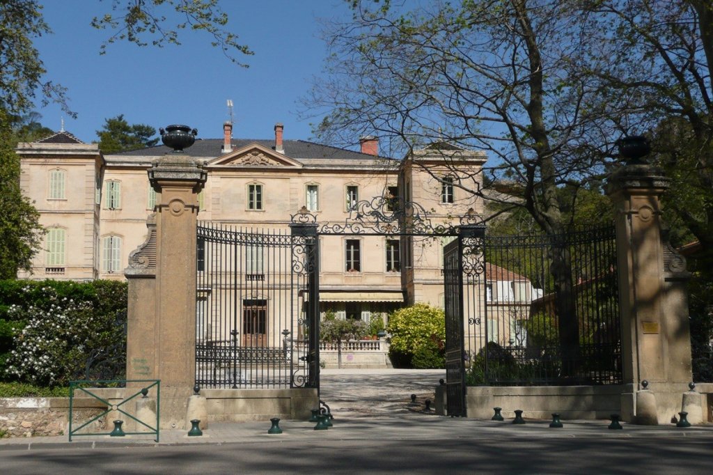 Le ch&acirc;teau de Lamanon.