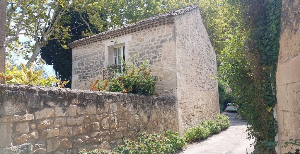 Charmante maison en pierre.