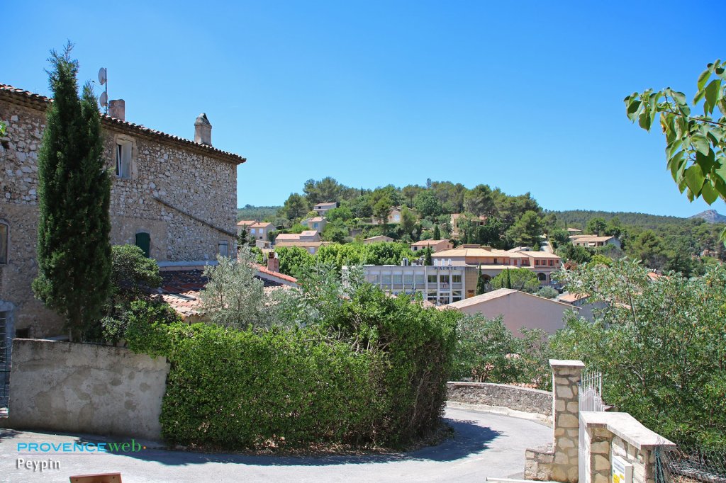 Le village.