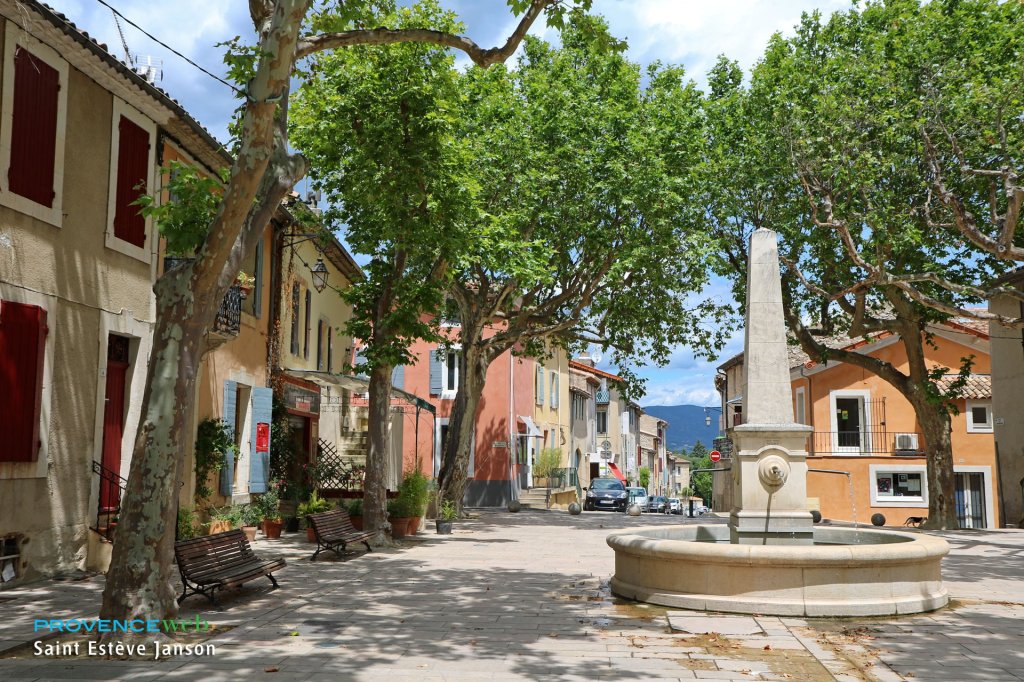Saint Est&egrave;ve Janson 13.