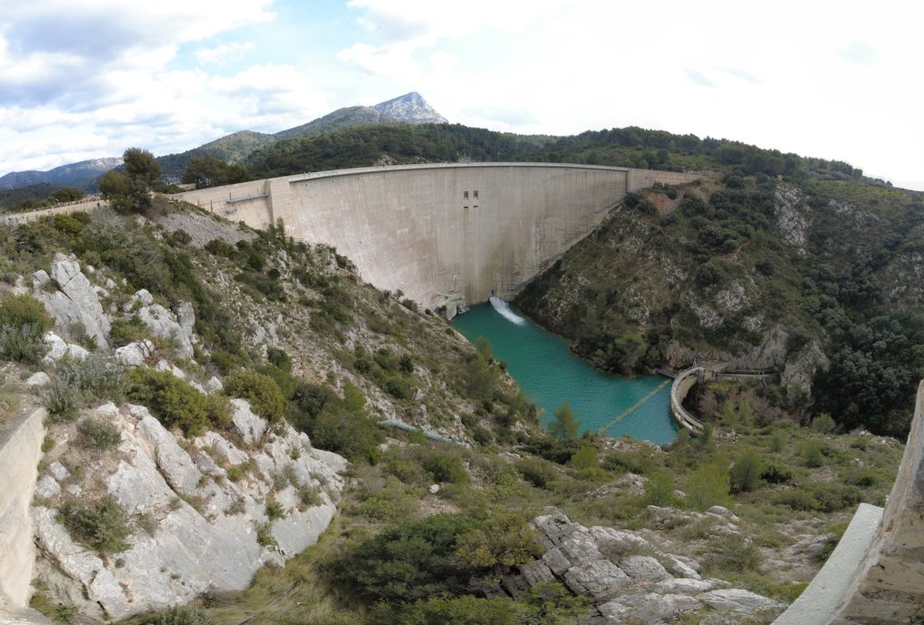 Le Barrage de Bimont.