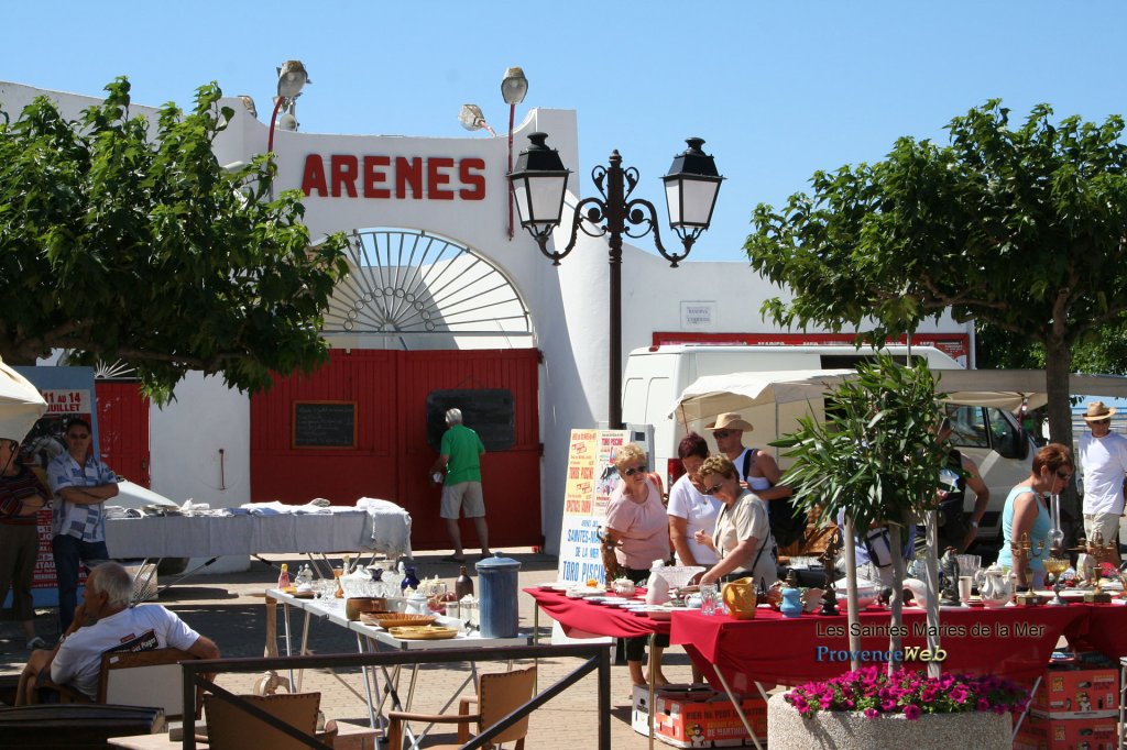 Ar&egrave;nes de Saintes Maries.