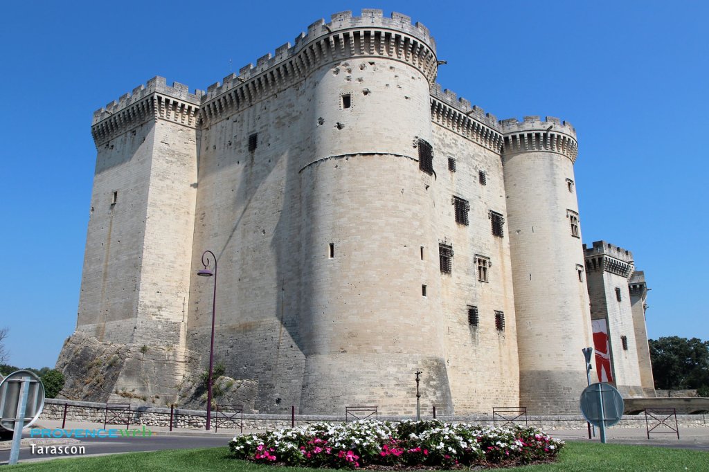 Le ch&acirc;teau de Tarascon.