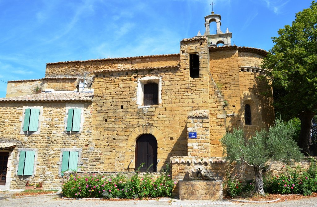 Le village de Bouchet dans la Dr&ocirc;me.