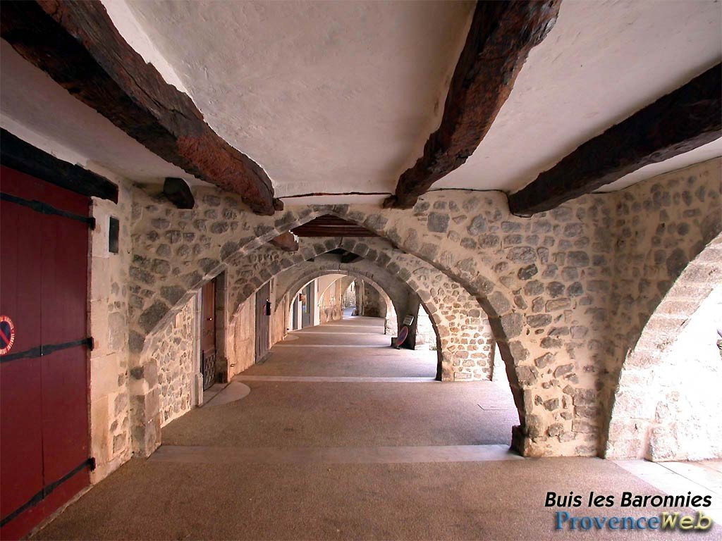 Passage vo&ucirc;t&eacute;.