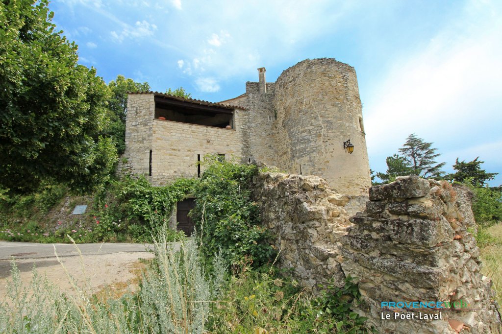 Le Po&euml;t Laval dans la Dr&ocirc;me.