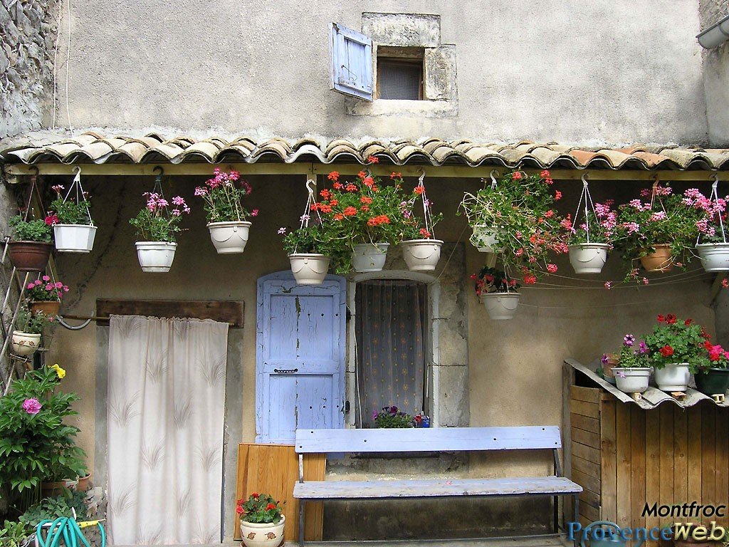 Maison fleurie.