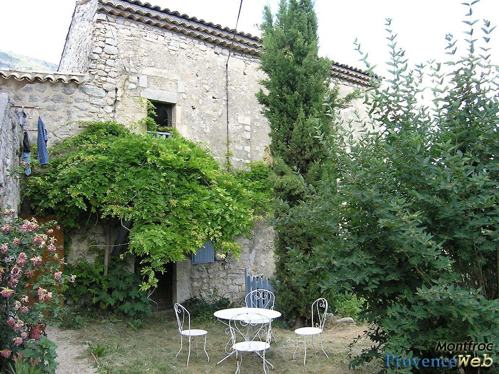 Petit jardin &agrave; Montfroc.