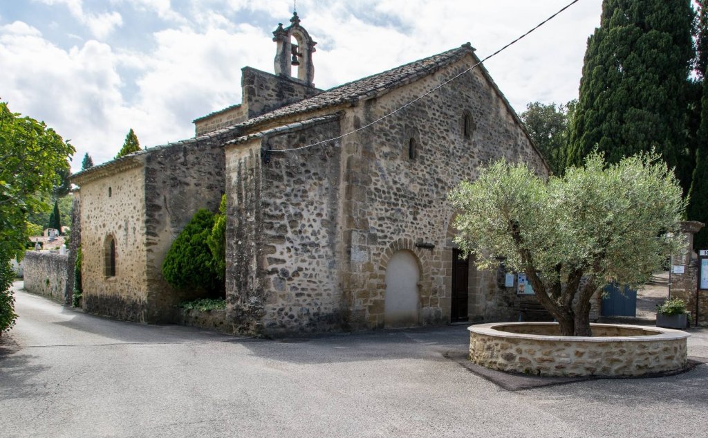 Chapelle &agrave; Rochegude.