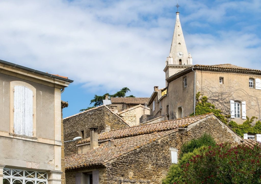 Le village de Rochegude dans la Dr&ocirc;me.