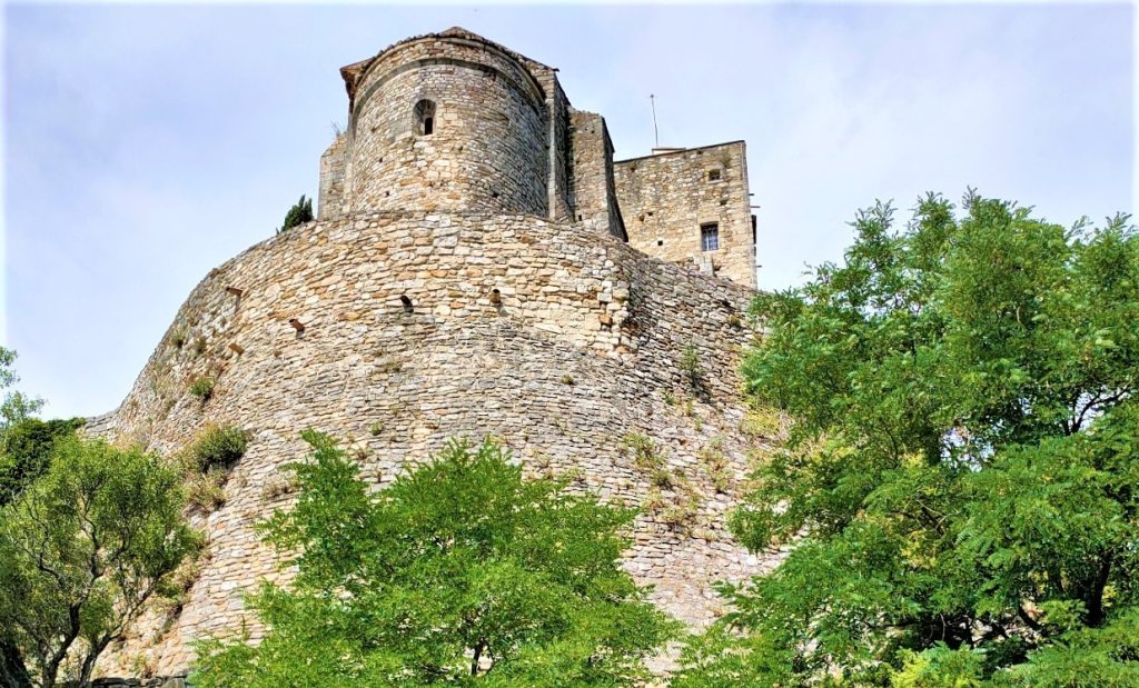 Ch&acirc;teau de Roussas.