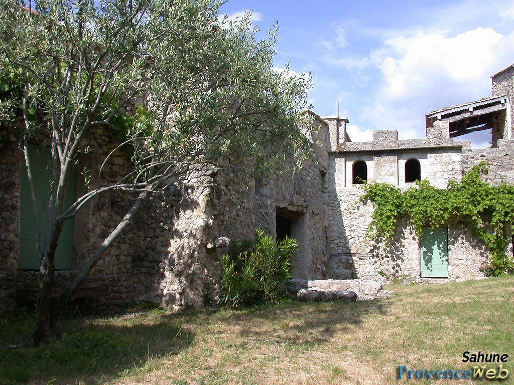 Maisons anciennes.