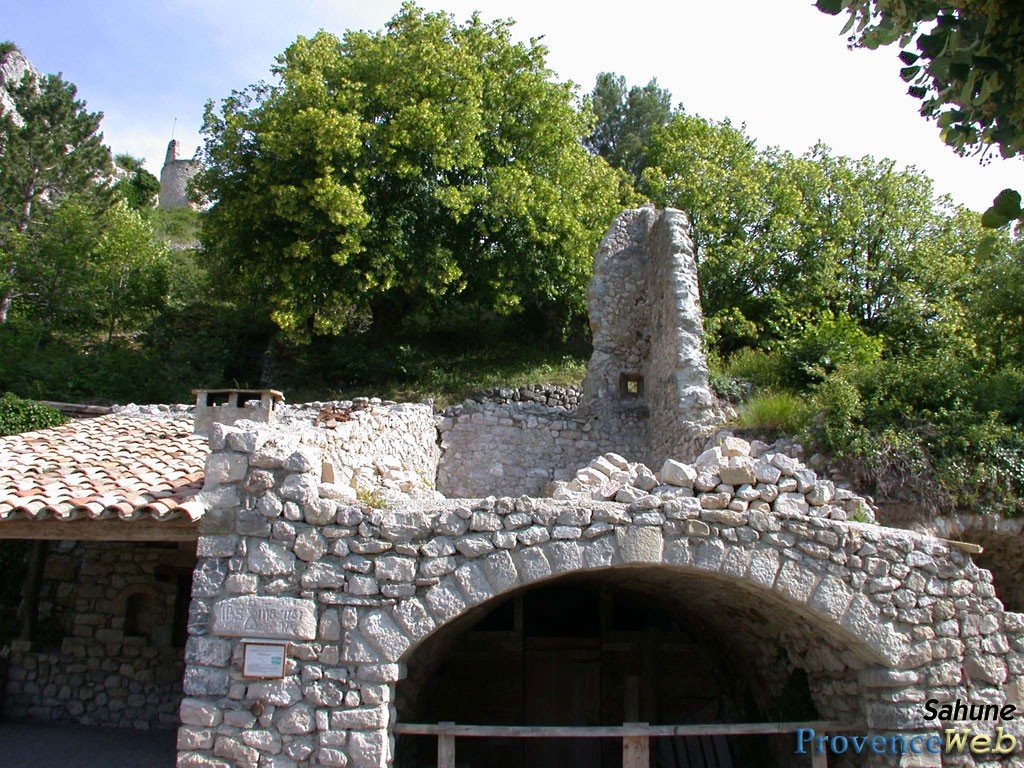 Ancien four.