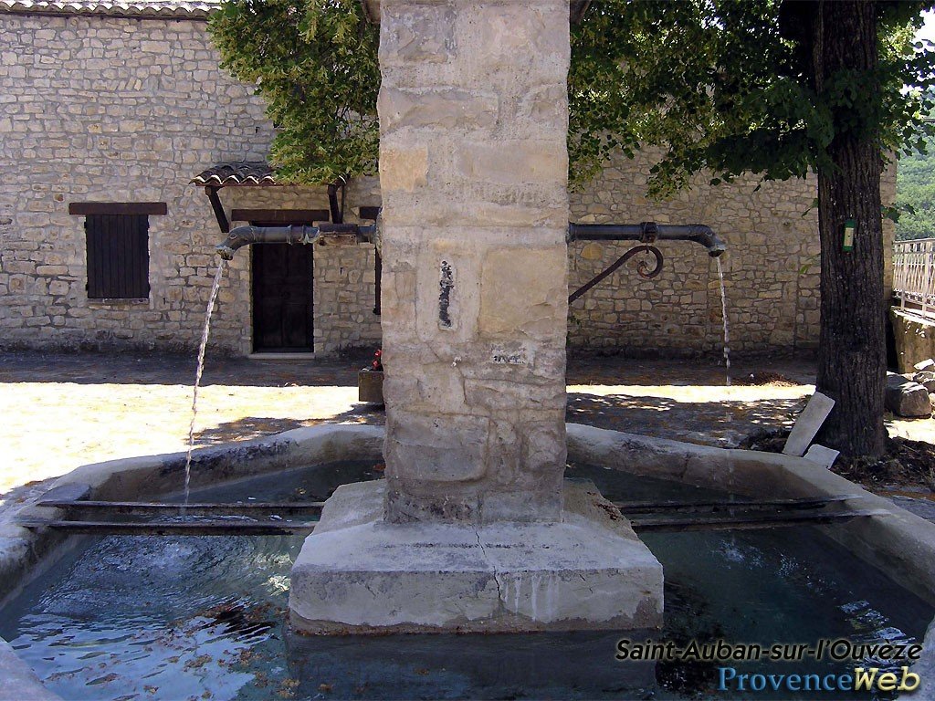 Fontaine.