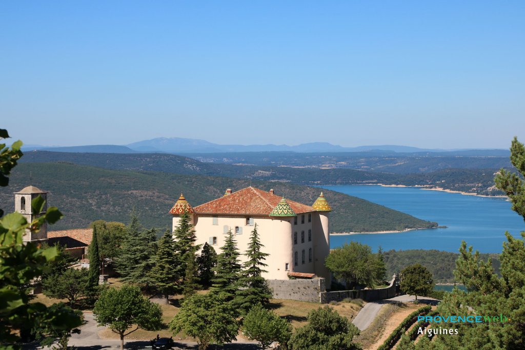 Aiguines Lac de Sainte Croix.