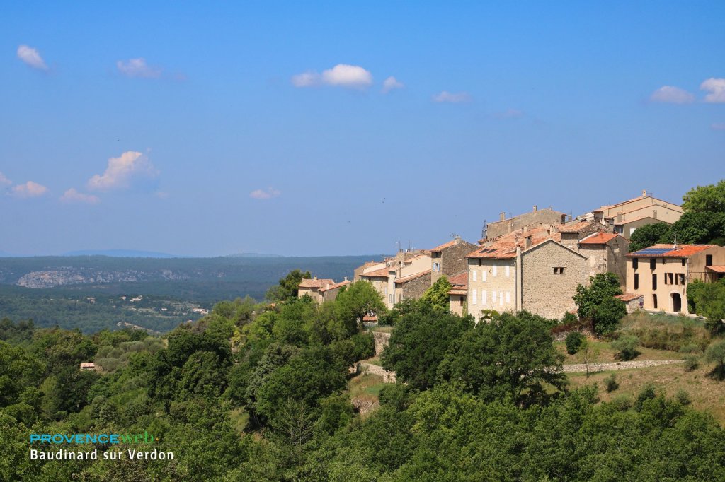 Le village de Baudinard sur Verdon.