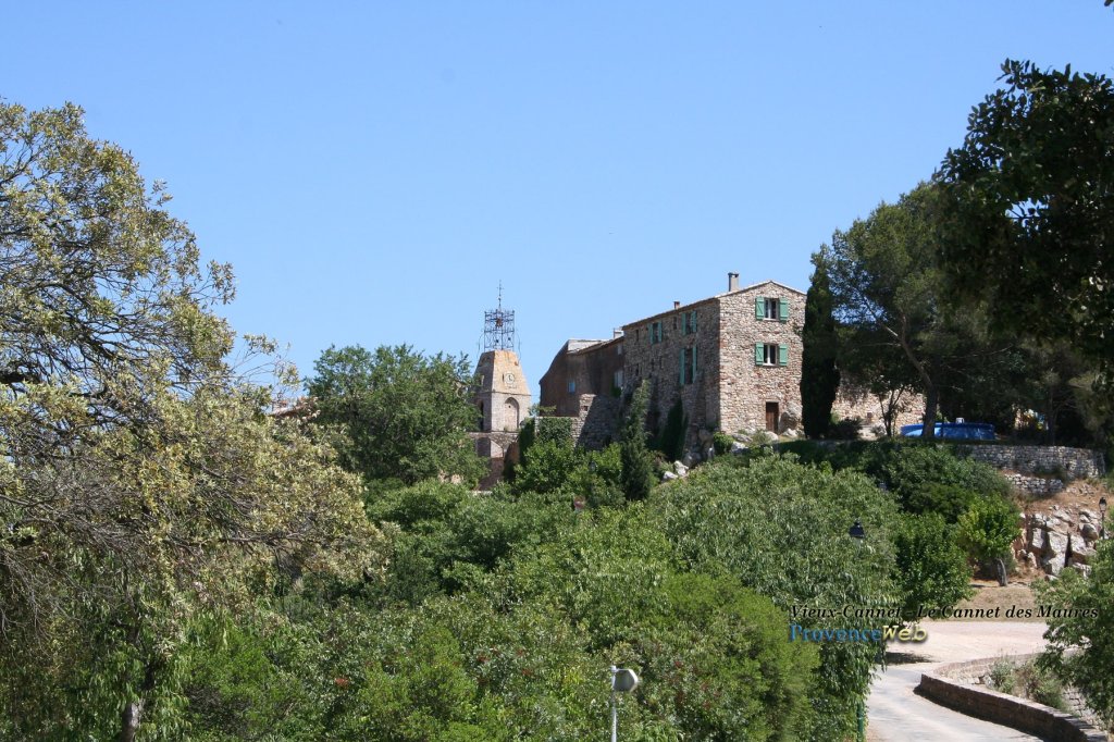 Rue du village.