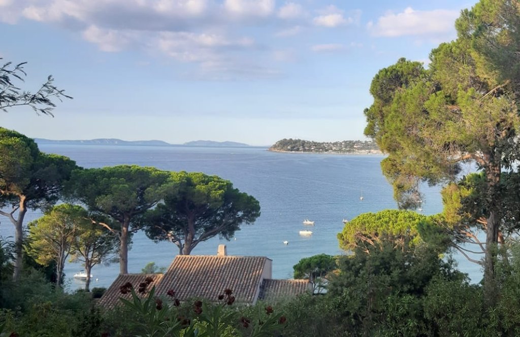 Vue sur la baie de Cavalaire.