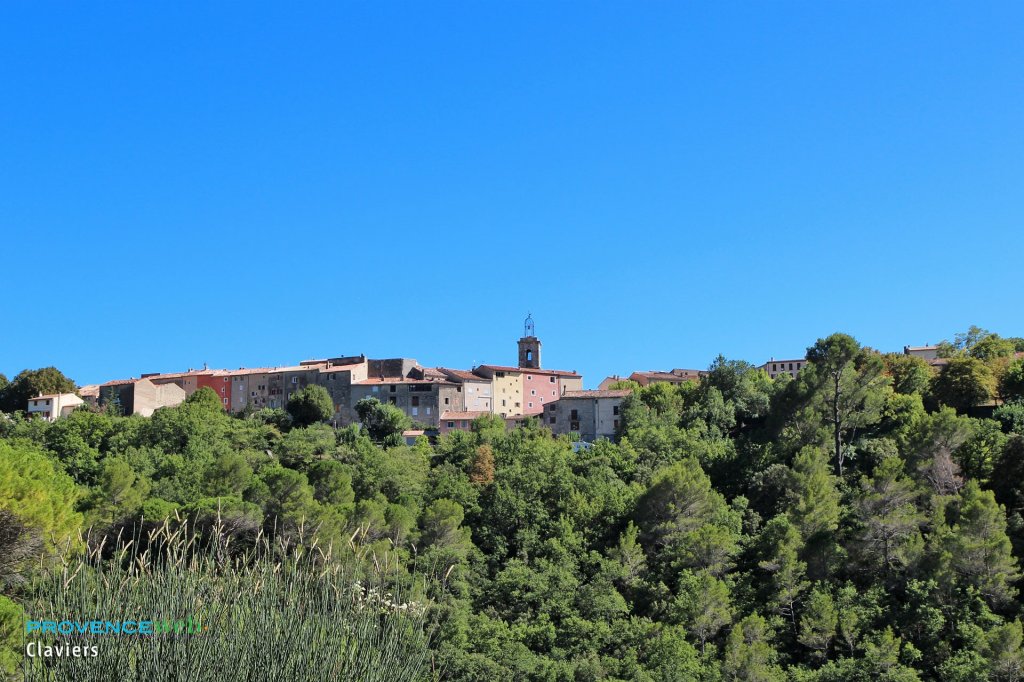 Le village de Claviers dans le Var.