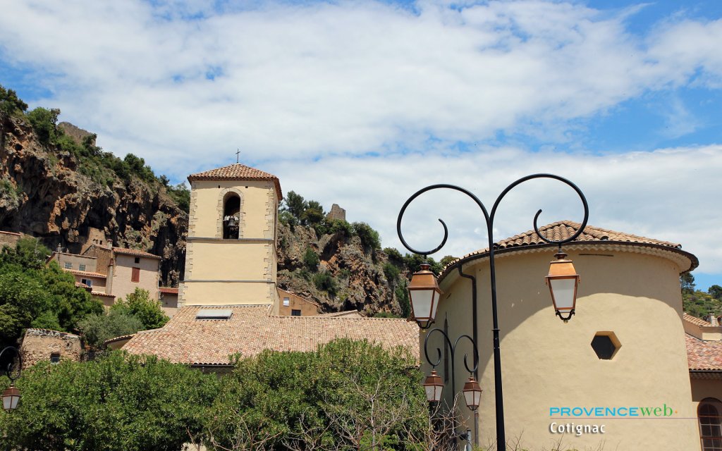 Eglise de Cotignac.