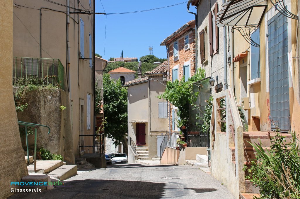 Ginasservis dans le Var.