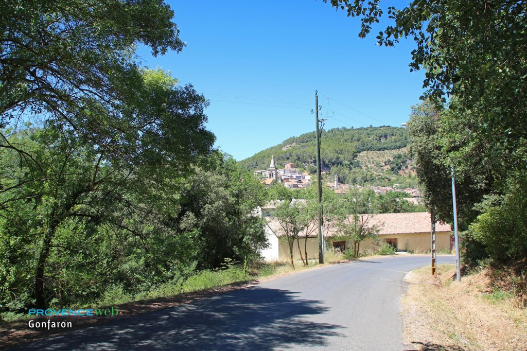 Arriv&eacute;e &agrave; Gonfaron.