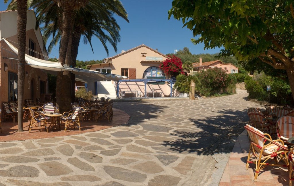 Le village d'H&eacute;liopolis.