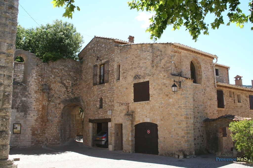 Le village de La Celle, Var.