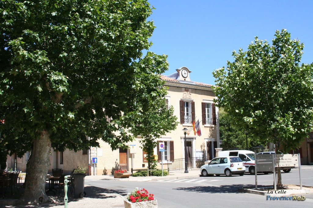 Mairie de La Celle.