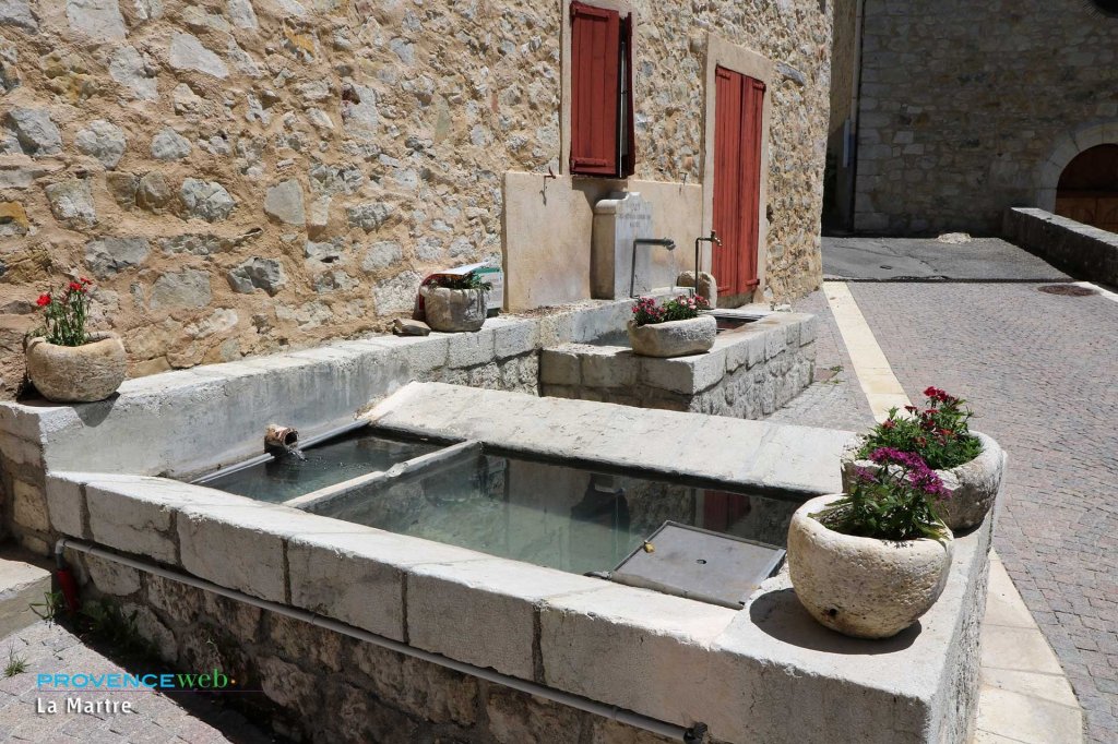 Lavoir ancien.