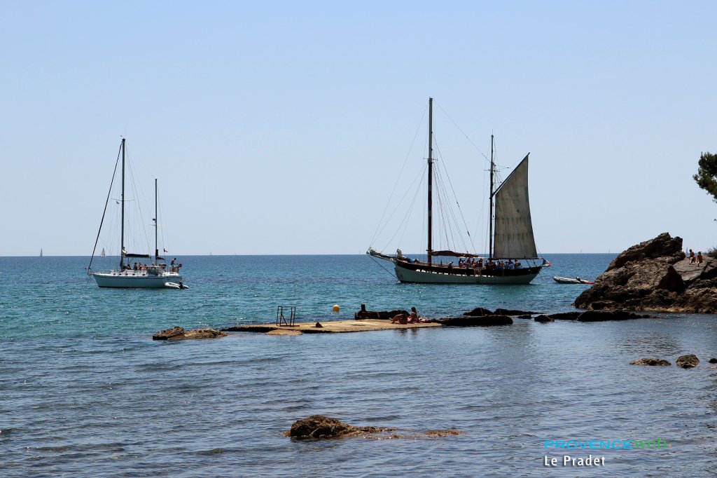 Bateau au Pradet.