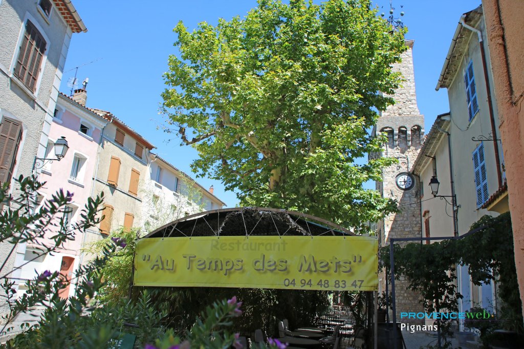 Restaurant &agrave; Pignans.