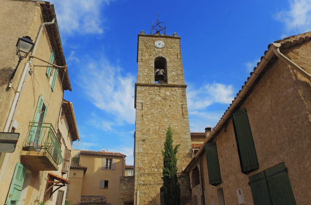 Le village de Plan de la Tour dans le Var.
