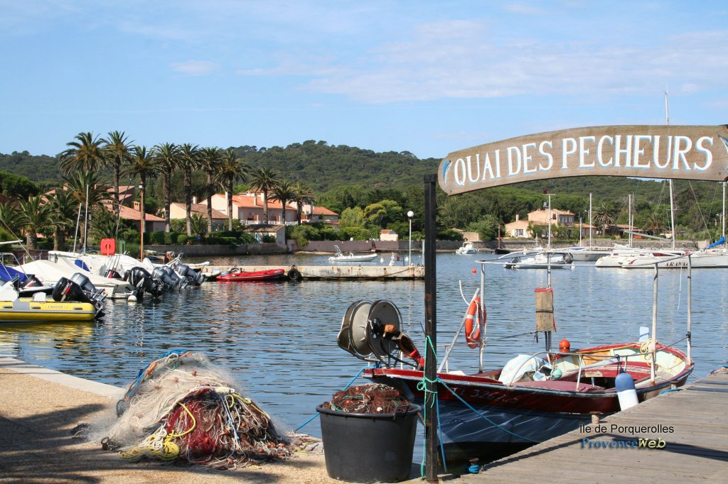 Port de Porquerolles.