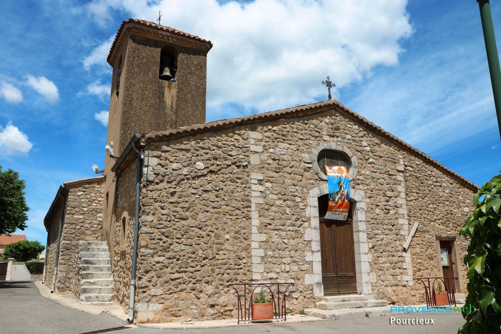 église de Pourcieux.