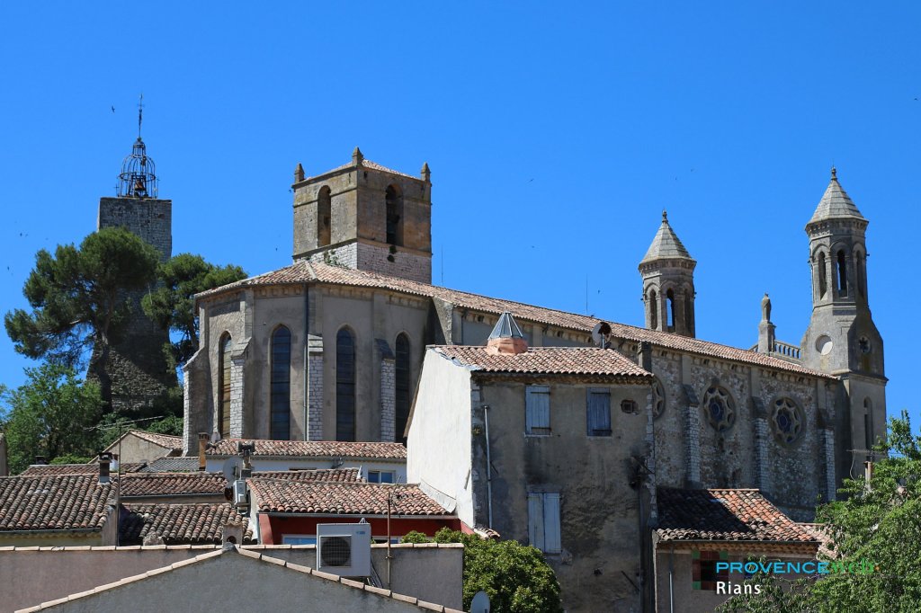 Le village de Rians dans le Var.