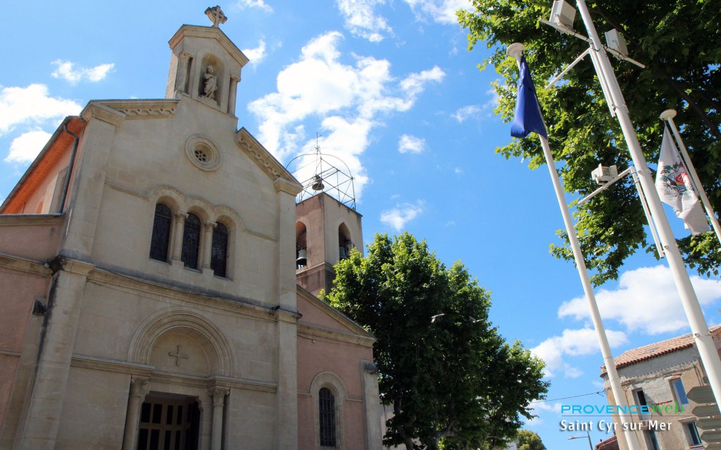 Eglise Saint Cyr sur Mer.
