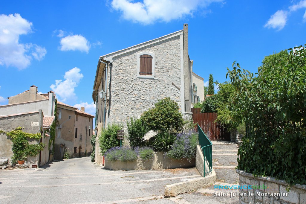 Saint Julien le Montagnier.