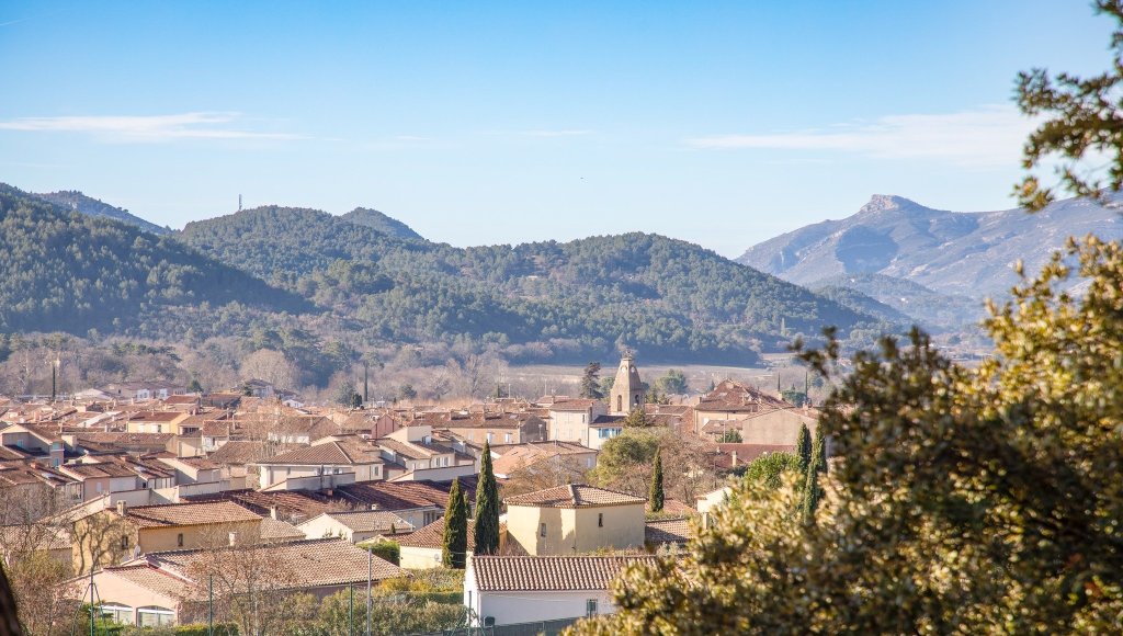 Le village de Saint Zacharie dans le Var.