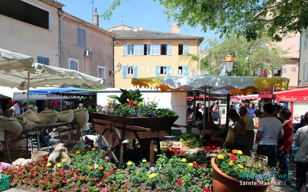 March&eacute; de Sainte Maxime.