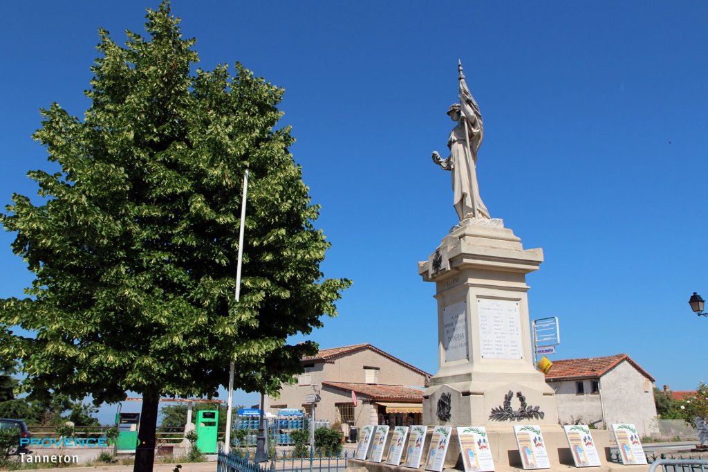 Monument aux Morts.