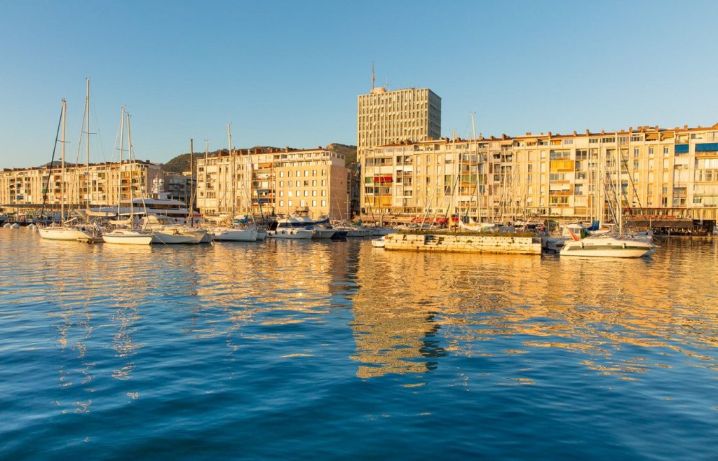 Le Port de Toulon.