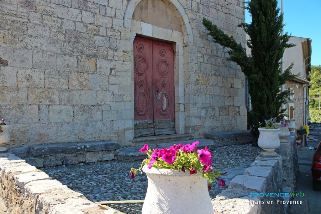 Porche de l'&eacute;glise.