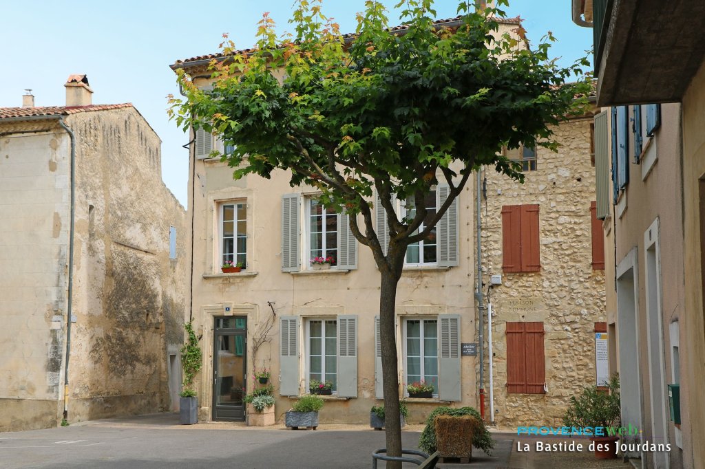 La Bastide des Jourdans 84.