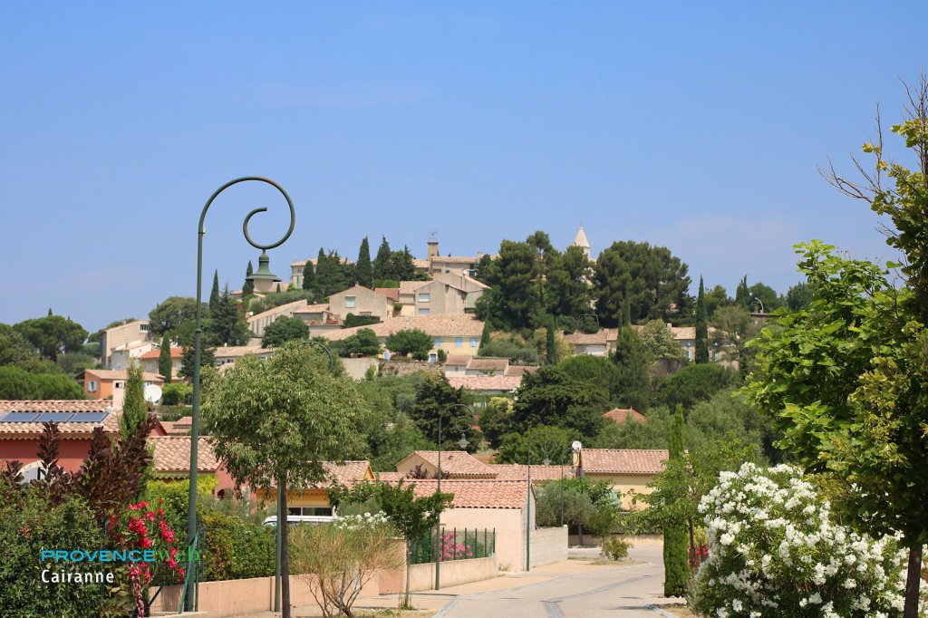 Village de Cairanne.