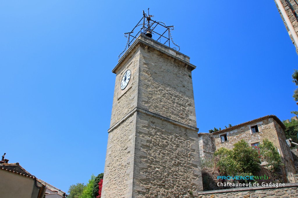 Eglise de Châteauneuf-de-Gadagne.