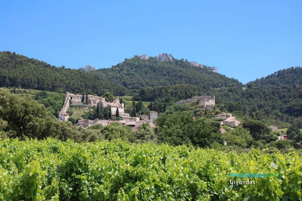 Route des Vins Gigondas.